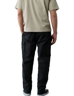 American Eagle Flex Relaxed Straight Cargo Pant in Bold Black