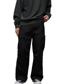American Eagle Flex Ultra Baggy Cargo Pant in Bold Black
