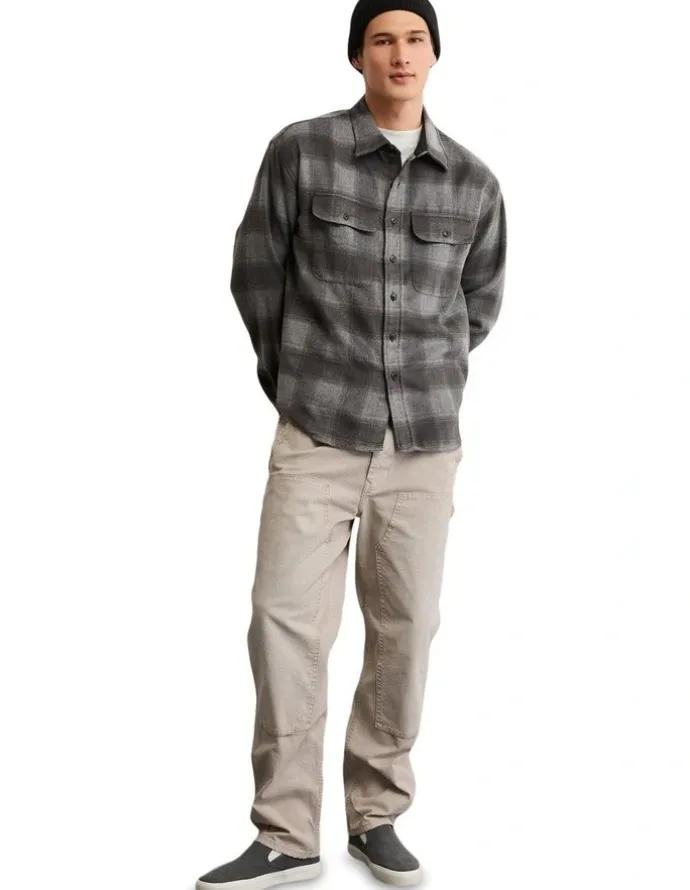 American Eagle Relaxed Heavyweight Flannel Shirt in Grey