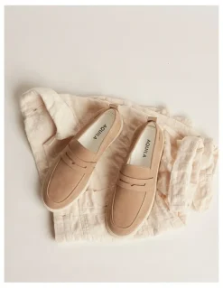 Aquila Breeze Nubuck Loafers in Sand