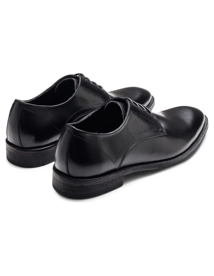 Aquila Daltrey Derby Shoes in Black