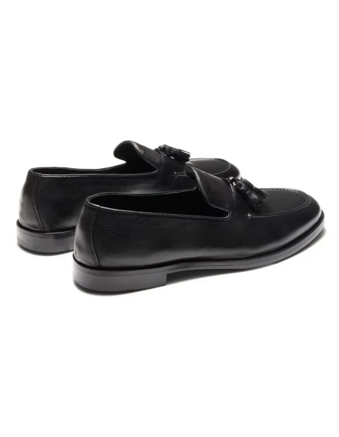 Aquila Elias Tassel Loafers in Black