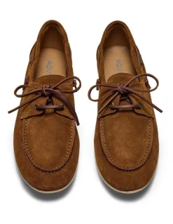 Aquila Keel Suede Boat Shoes in Tan