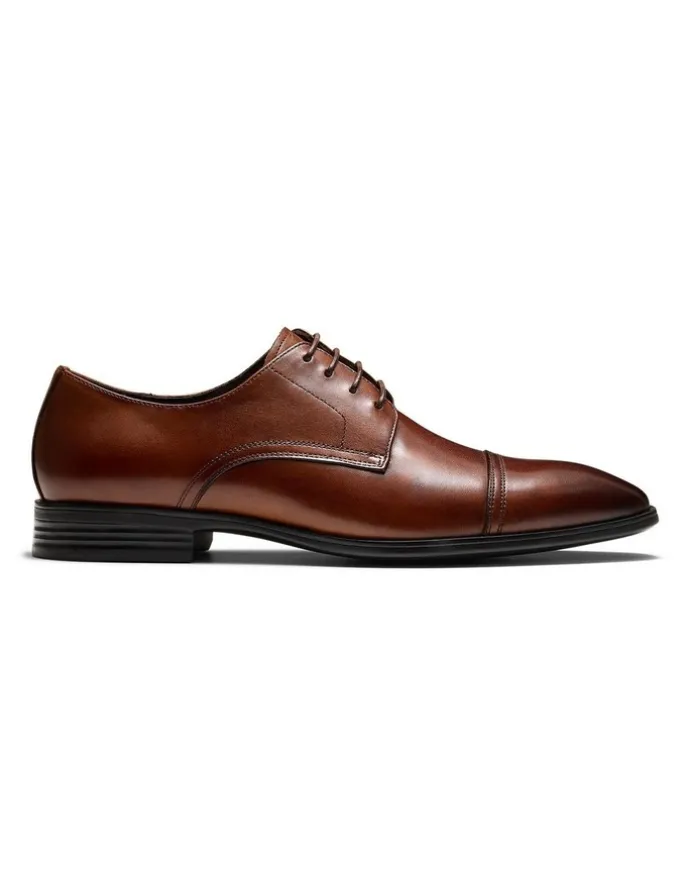 Aquila Stanton Derby Shoes in Tan