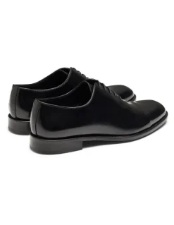 Aquila Stark Dress Shoes in Patent Black