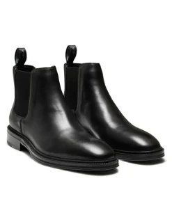 Aquila Colt Chelsea Boots in Black