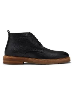Aquila Dakar Leather Chukka Boots in Black