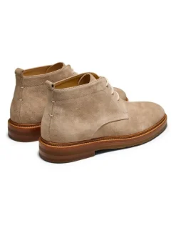 Aquila Dakar Suede Chukka Boots in Sand