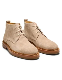 Aquila Dakar Suede Chukka Boots in Sand