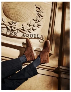 Aquila Dakar Suede Chukka Boots in Brown