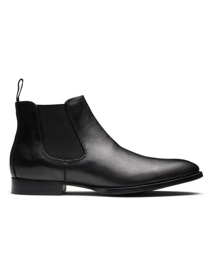 Aquila Dakota Leather Chelsea Boots in Black