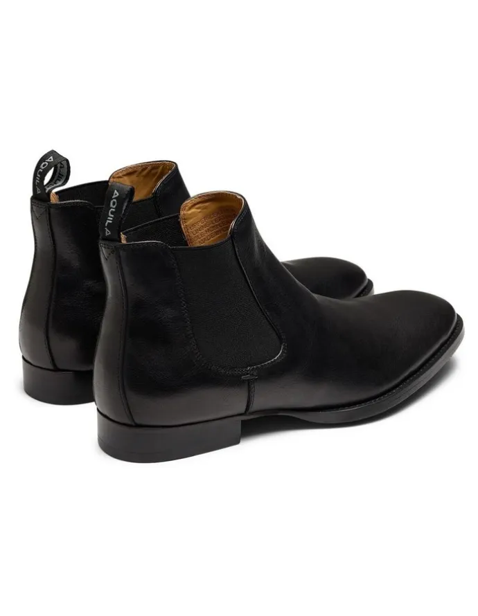 Aquila Dakota Leather Chelsea Boots in Black