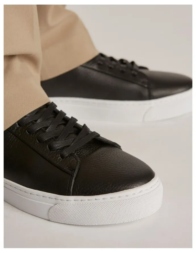 Aquila Deco 2.0 Sneakers in Black