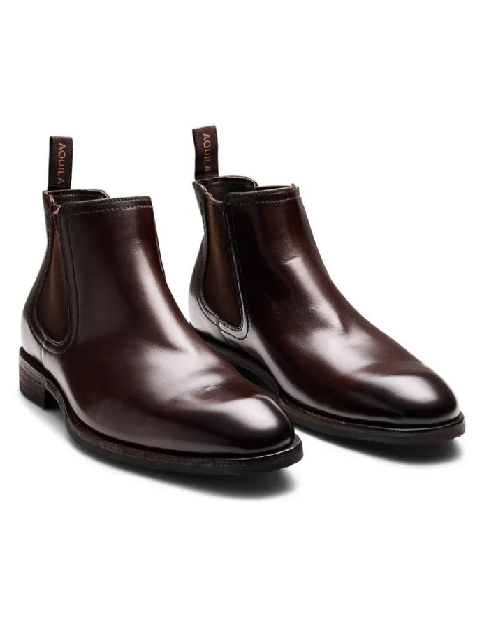 Aquila Fogerty Chelsea Boots in Brown