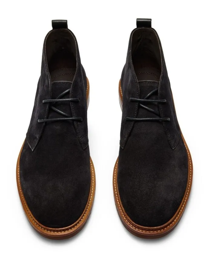 Aquila Ollie Suede Chukka Boots in Navy