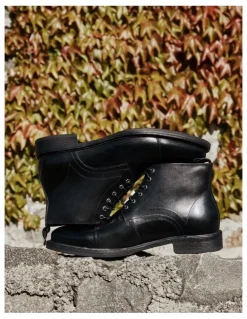 Aquila Redding Lace-Up Boots in Black