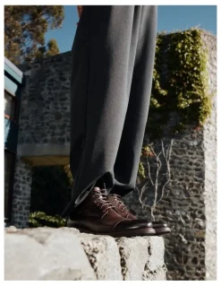 Aquila Redding Lace-Up Boots in Brown