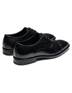 Aquila Stuart Derby Shoes in Black