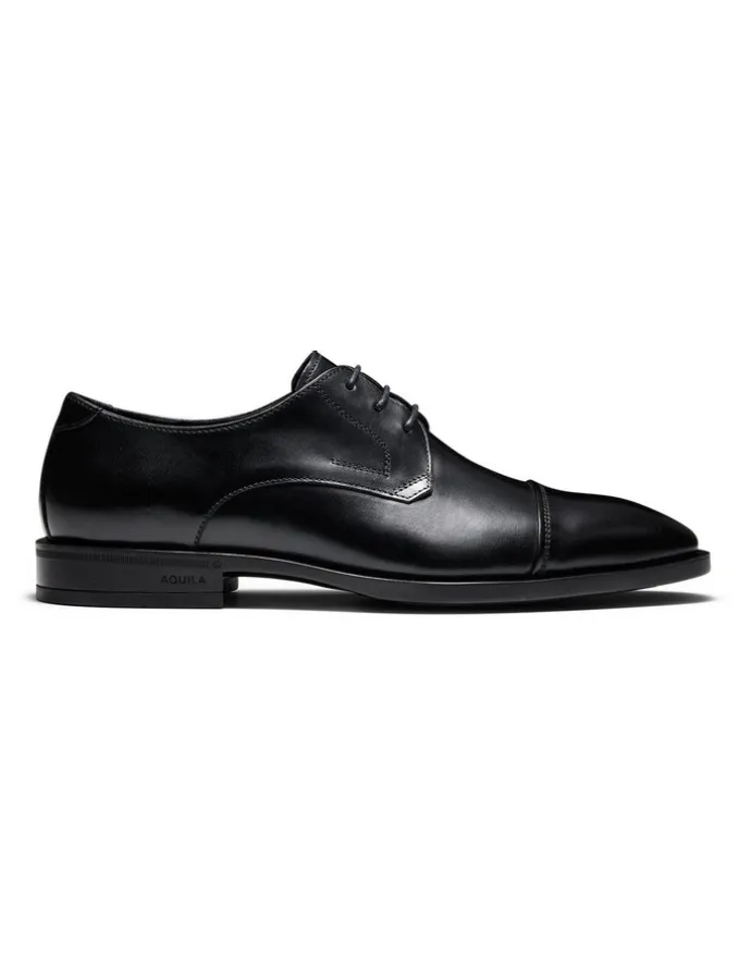 Aquila Stuart Derby Shoes in Black