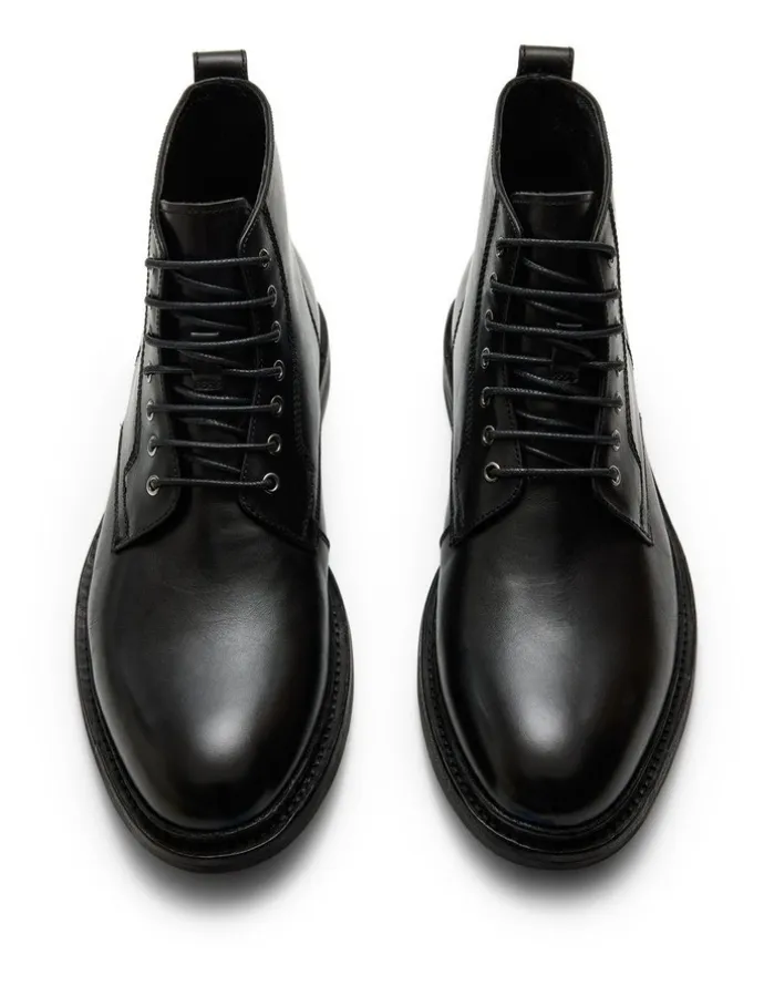 Aquila Vedder Lace-Up Boots in Black
