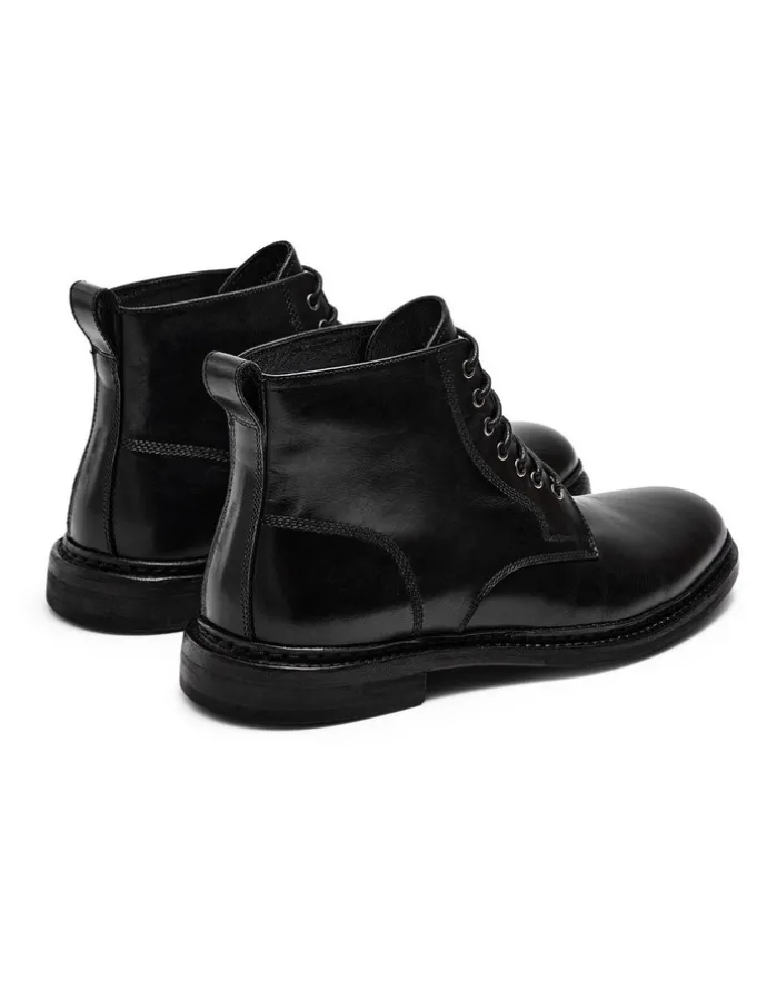 Aquila Vedder Lace-Up Boots in Black