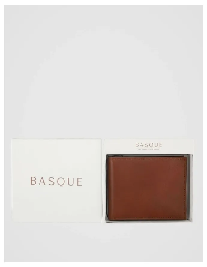Basque Bifold Leather Wallet With Coin Purse Tan Wallet Tan