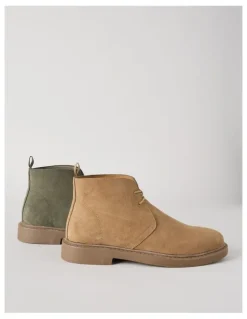 Basque Atlas Suede Chukka Boot in Sand