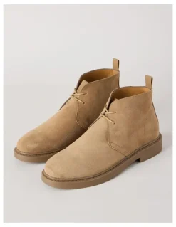 Basque Atlas Suede Chukka Boot in Sand