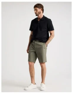 Basque Chino Shorts in Olive