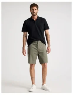 Basque Chino Shorts in Olive