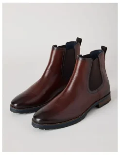 Basque Harvey Leather Chelsea Boot in Cognac