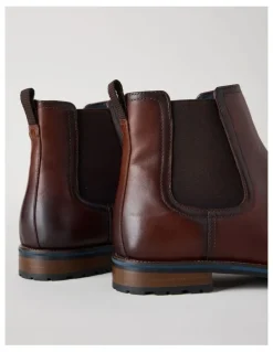 Basque Harvey Leather Chelsea Boot in Cognac