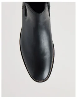 Basque Harvey Leather Chelsea Boot in Black