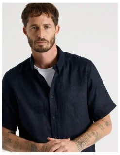 Basque Short Sleeve Linen Shirt in Navy