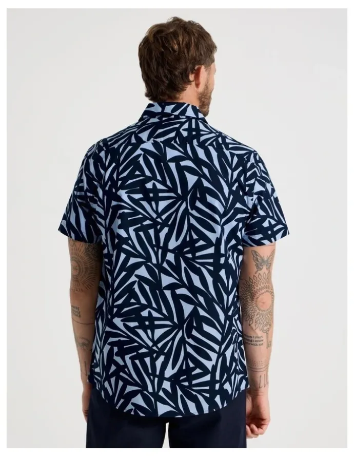 Basque Short Sleeve Shirt in Navy Leaf Print