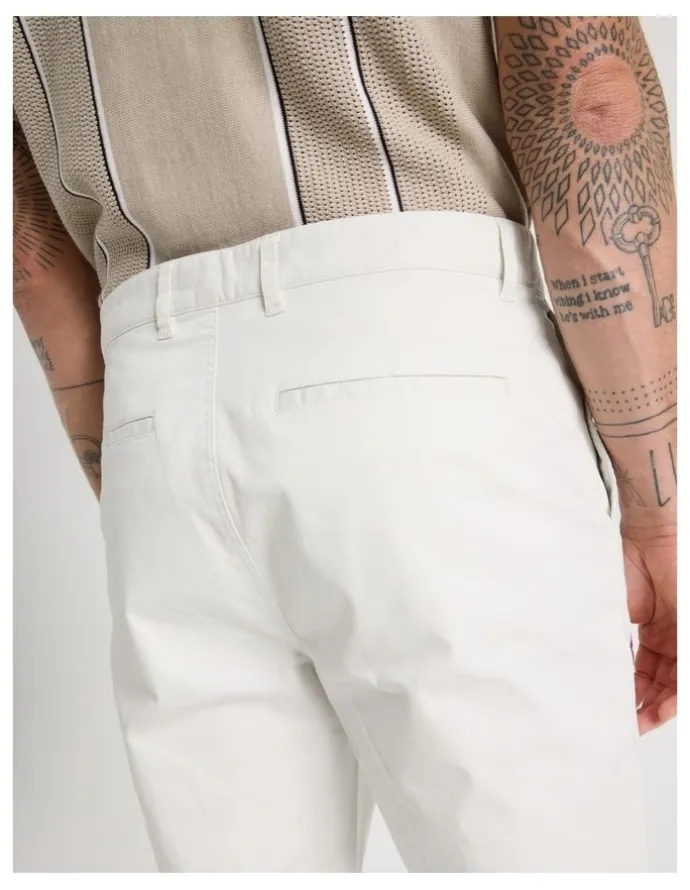 Basque Straight Leg Chino Pant in White