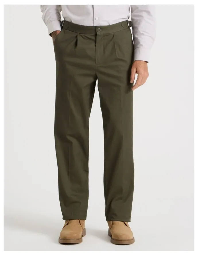 Basque Tailored Textured Trousers in Olive