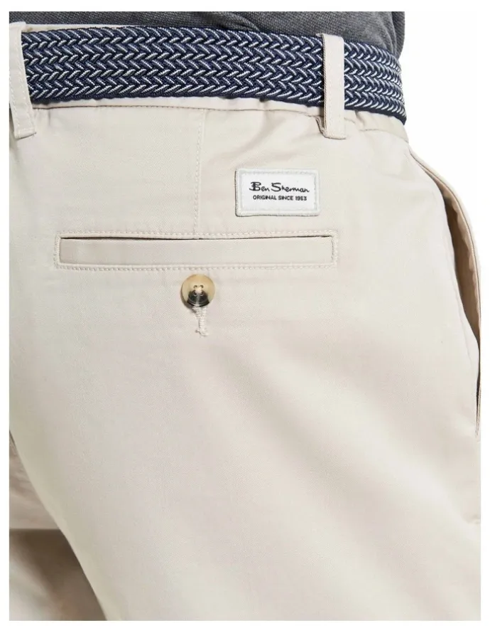 Ben Sherman Signature Chino Shorts in Putty