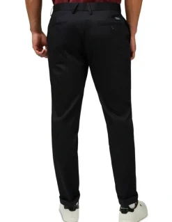 Ben Sherman Signature Slim Stretch Chino in Black