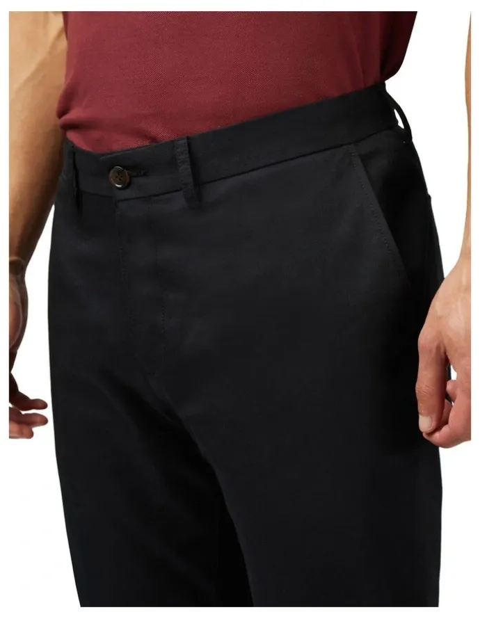Ben Sherman Signature Slim Stretch Chino in Black