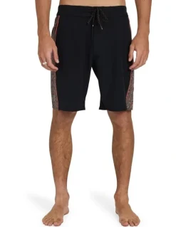 Billabong Dbah Pro 19 Boardshorts In Black