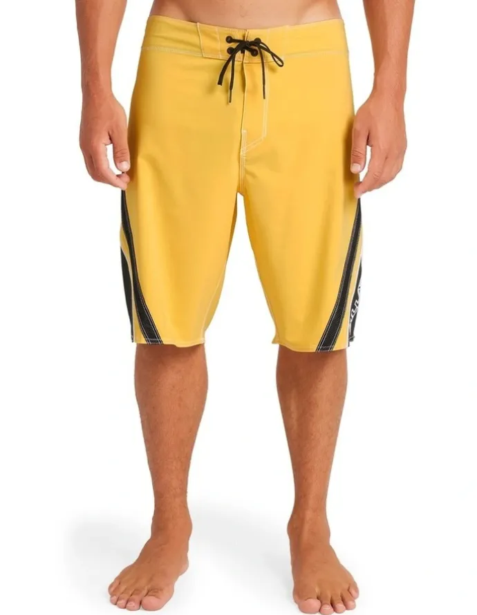 Billabong Fluid 2K Pro 21 Inch Boardshorts in Sun
