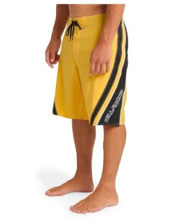 Billabong Fluid 2K Pro 21 Inch Boardshorts in Sun