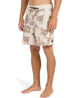BILLABONG Good Times Layback Boardshorts 16 in Oatmeal