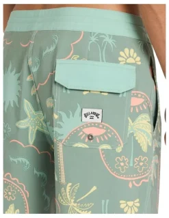 BILLABONG Good Times Lo Tide Boardshorts 17.5 in Moss Green