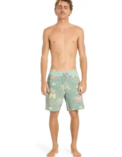 BILLABONG Good Times Lo Tide Boardshorts 17.5 in Moss Green