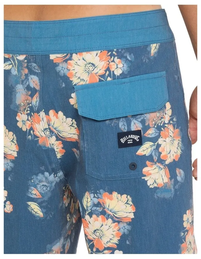 BILLABONG Good Times Pro Performance Boardshorts 17.5 in Dark Denim