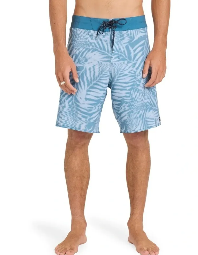 BILLABONG Sundays Airlite Performance Boardshorts 18.5 in Dark Denim