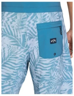 BILLABONG Sundays Airlite Performance Boardshorts 18.5 in Dark Denim