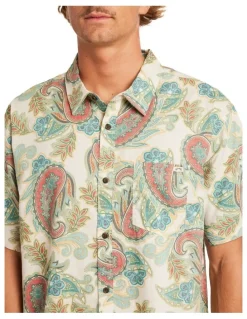 Billabong Sunday Short Sleeve Shirt in Desert